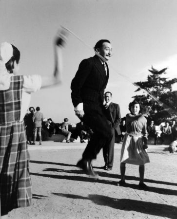 写真 Català-Roca - Dalí en el Parc Güell, Barcelona