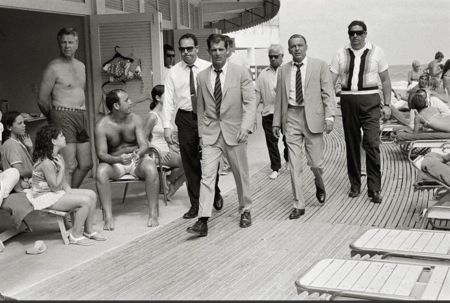 写真 O'neil - Frank Sinatra On the Board walk