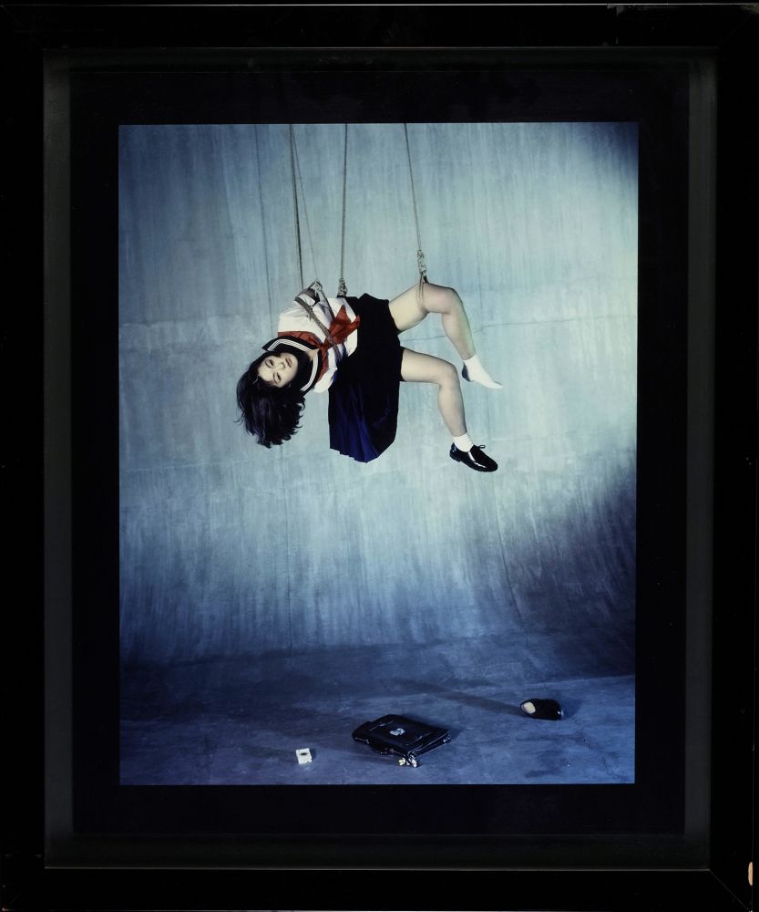 写真 Araki - Hanging School Girl
