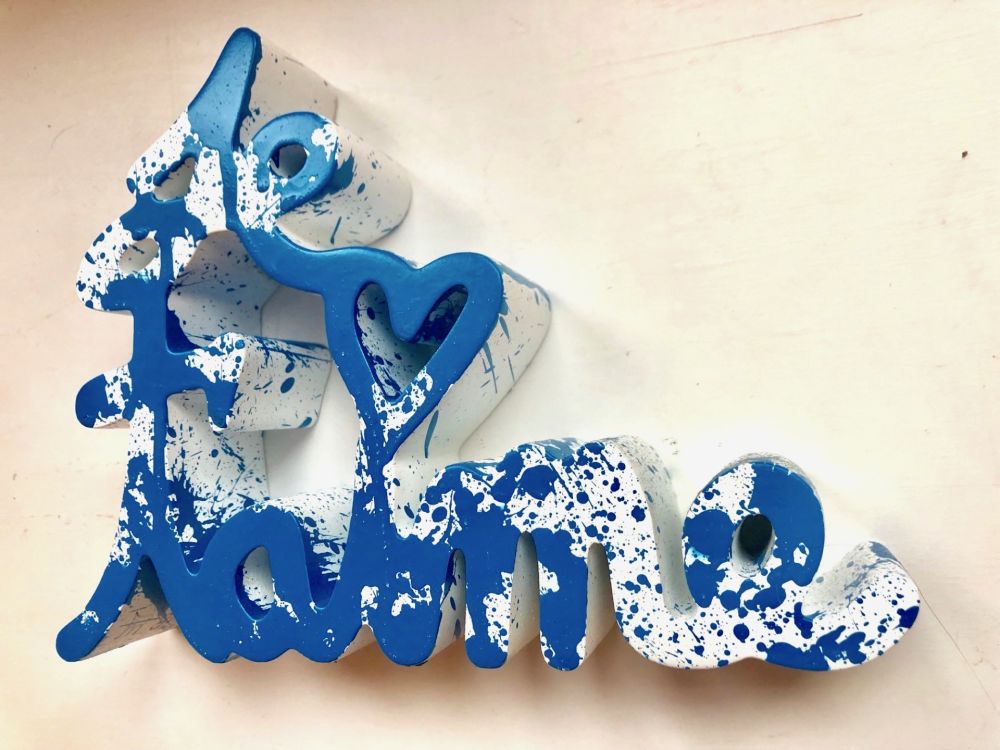 多数の Mr. Brainwash - Je t`aime Splash blue sculpture