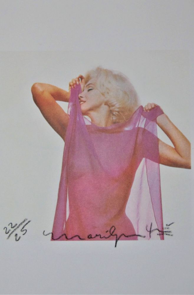 写真 Stern - Marilyn: Pink Scarf
