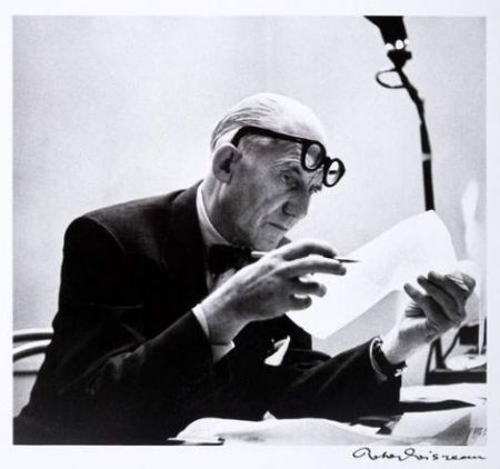 写真 Le Corbusier - Portrait par Robert Doisneau
