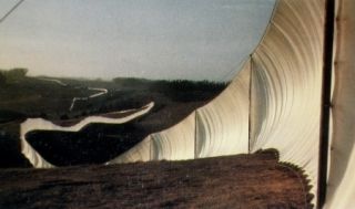 多数の Christo - Running Fence, Sonoma and Marin Counties, California, 1972-76
