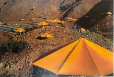 オフセット Christo & Jeanne-Claude - Umbrellas