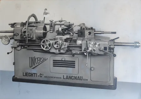 写真 Anonyme - Darstellung einer Präzisionsmaschine, um 1960