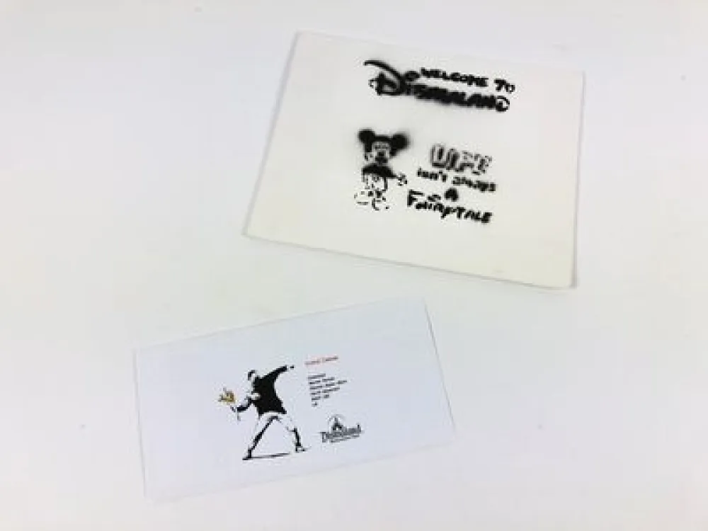 ステンシル Banksy - Life isn't always a fairytale