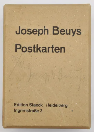 多数の Beuys - Postkarten. Multiple.