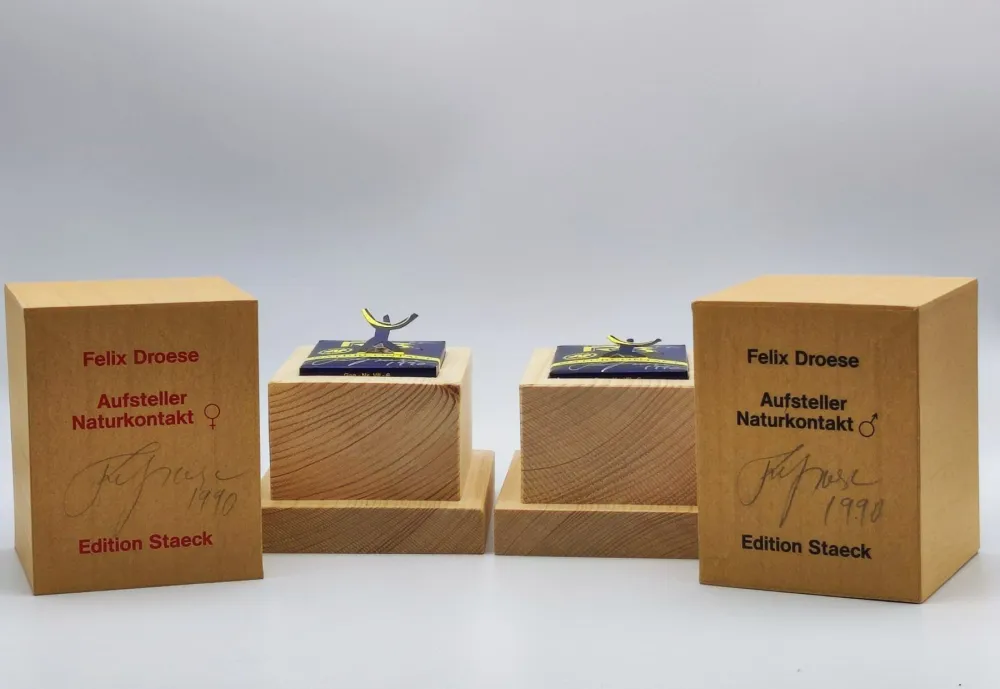 多数の Droese - Aufsteller. Naturkontakt, 1990. 