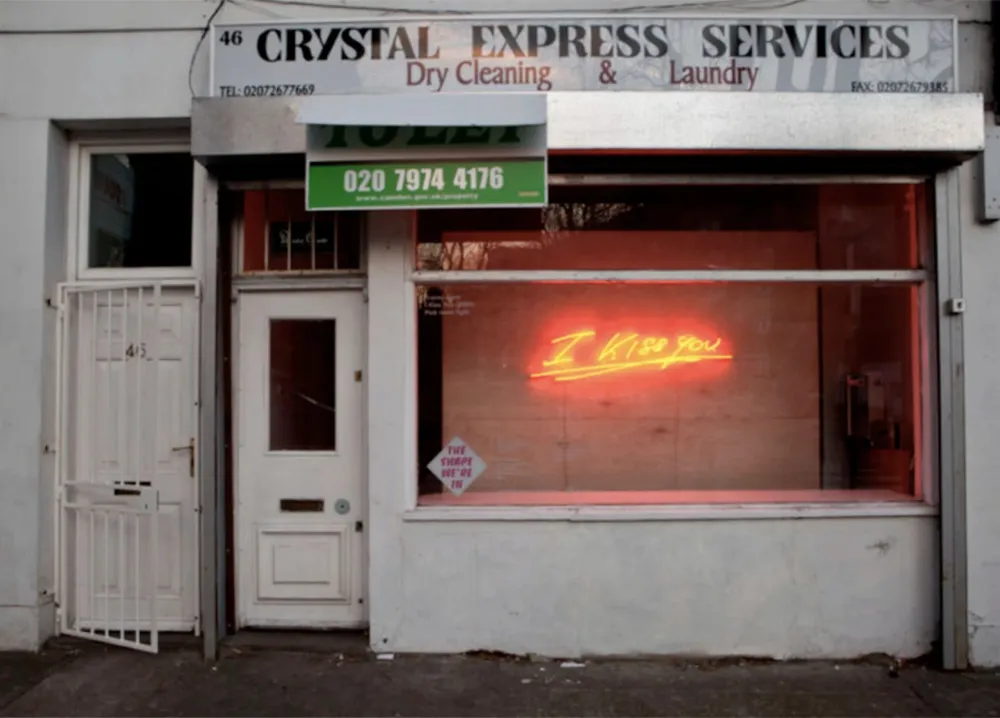 多数の Emin - I Kiss You (Kentish Town)