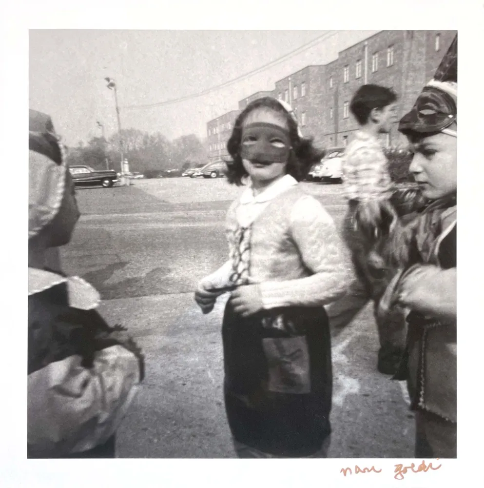 写真 Goldin - Barbara in a Mask