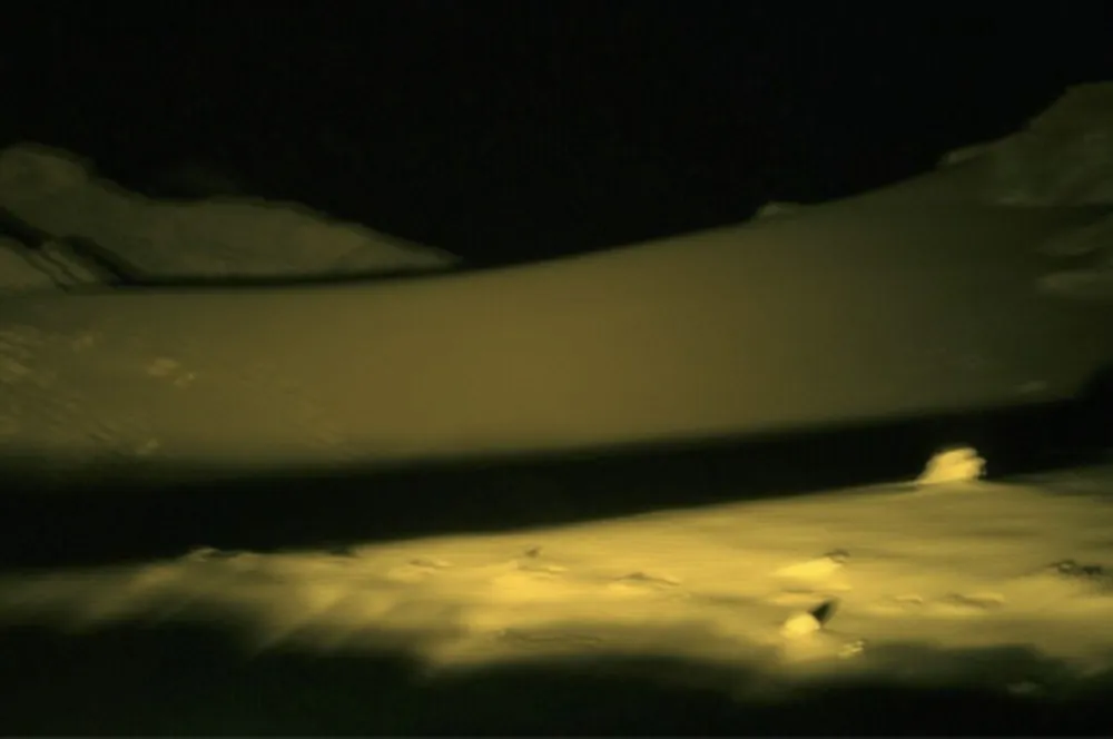 多数の Goldin - Desert at Night, Aswan, Egypt