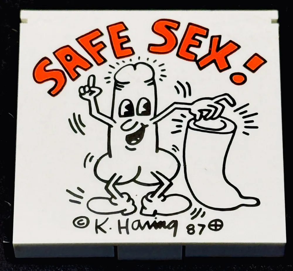 技術的なありません Haring - Keith Haring (1958–1990) - Safe Sex! - Condom holder with clip - 1987