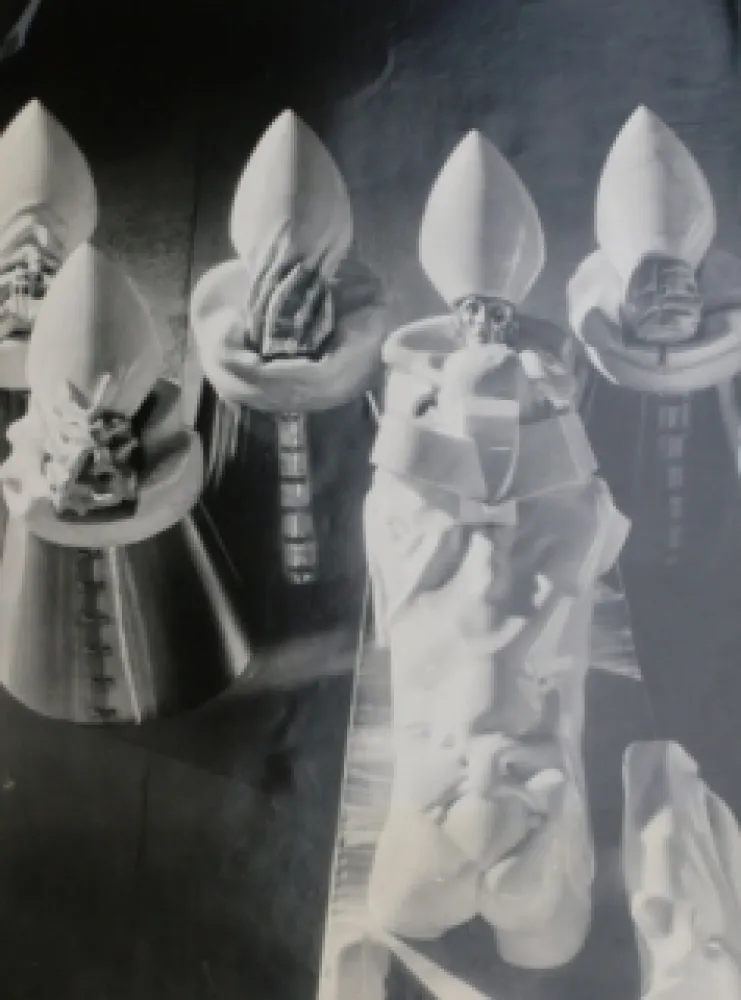 掲示 Ipousteguy - Sculptures