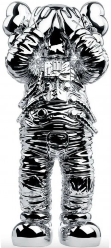 多数の Kaws - Holiday Space: 11.5