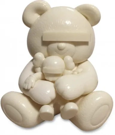 多数の Kaws - Undercover Bear (white)