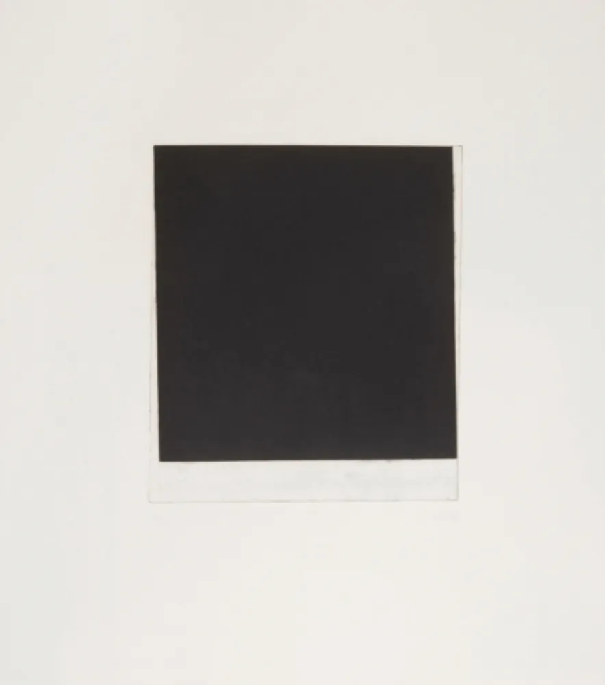 エッチングと　アクチアント Kelly - Wall