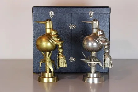 多数の Lam - Oiseau de feu et de fer