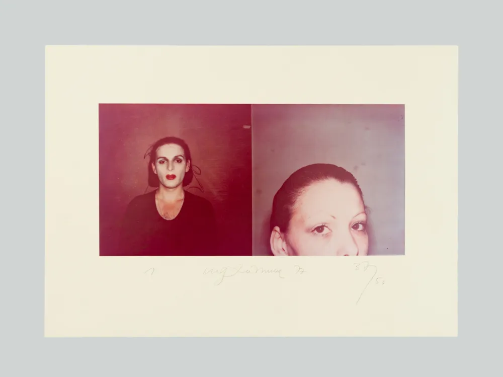 写真 Lüthi - Don't ask me if you know that I'm too weak to say no