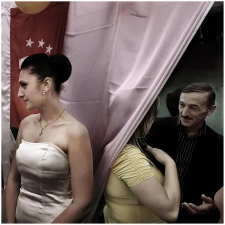 写真 Monteleone - Red Thistle. Portfolio