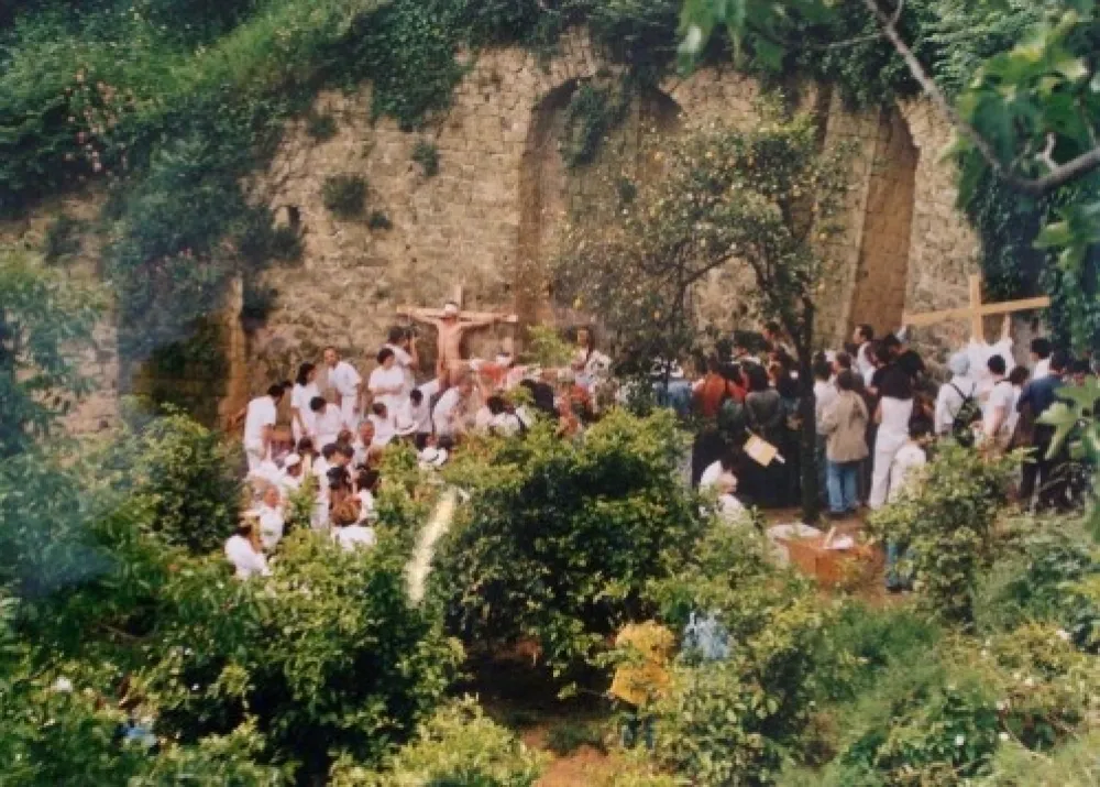 写真 Nitsch - Azione N. 96 – Giardini S. Martino A Napoli