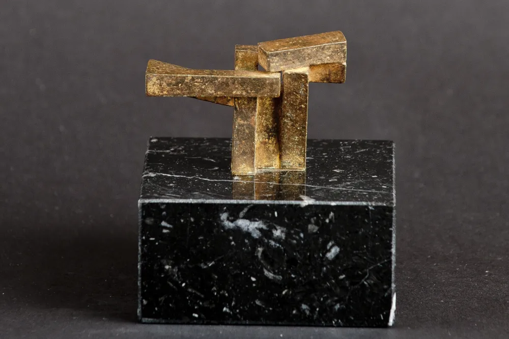 多数の Oteiza - Construcción vacía. Laboratorio de Tizas.