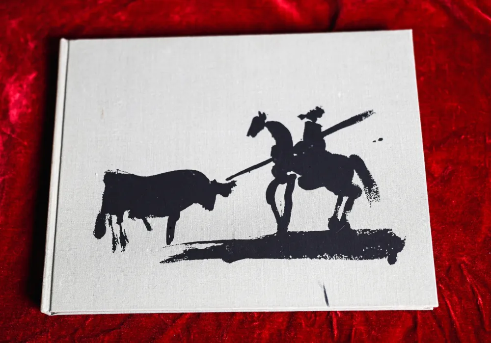 挿絵入り本 Picasso - A Los Toros Mit Picasso