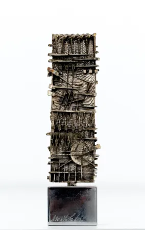 多数の Pomodoro - Stele per FIAT