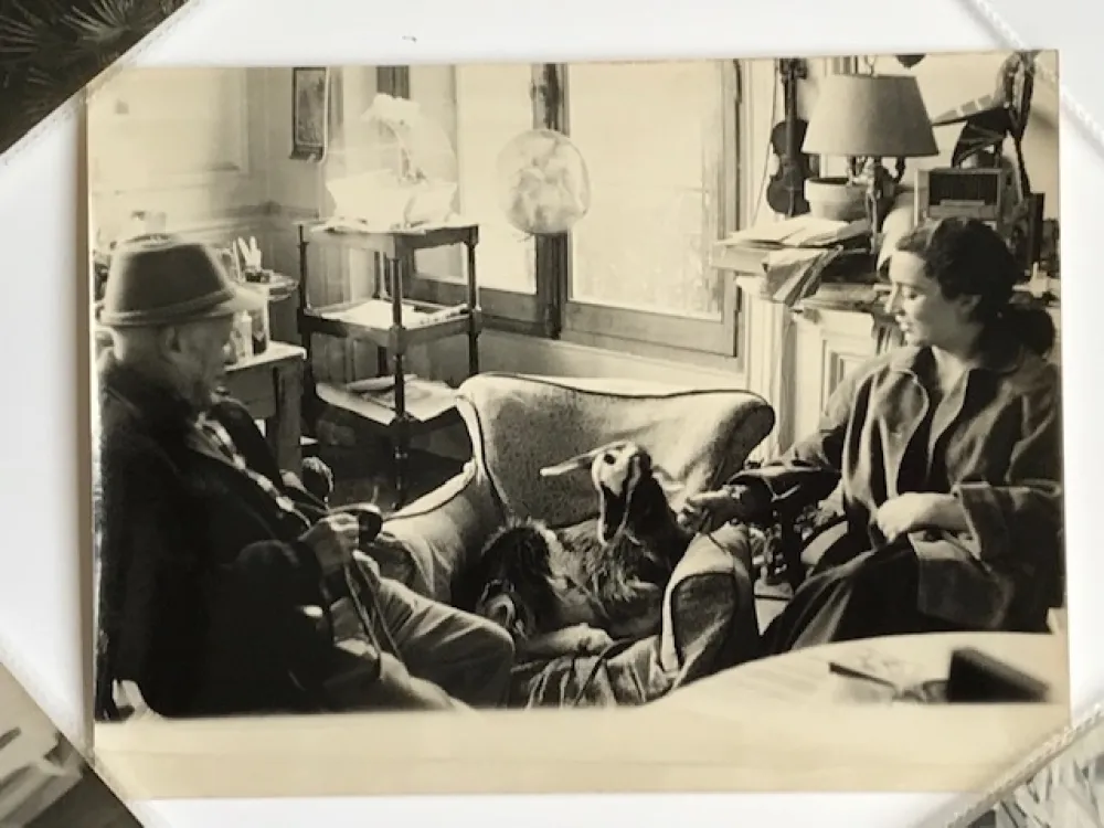 写真 Quinn - Picasso , Jacqueline Roque et la chèvre 