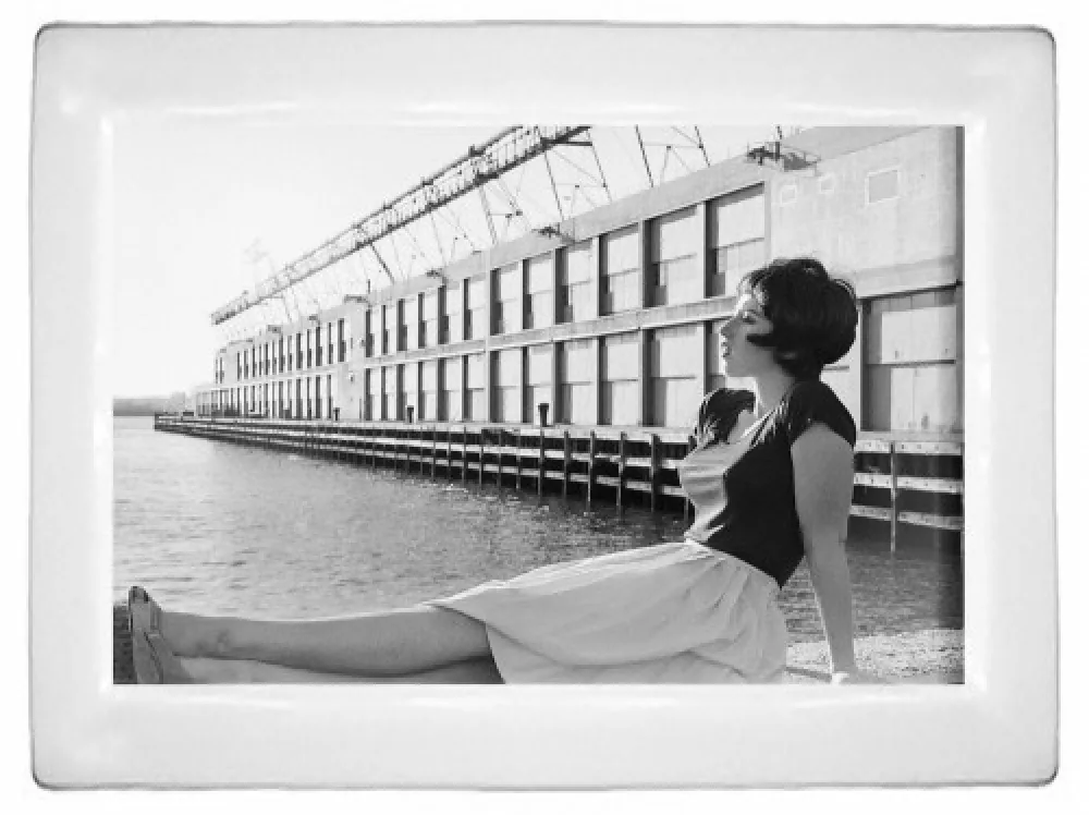 多数の Sherman  - Sundance Film Still Tray