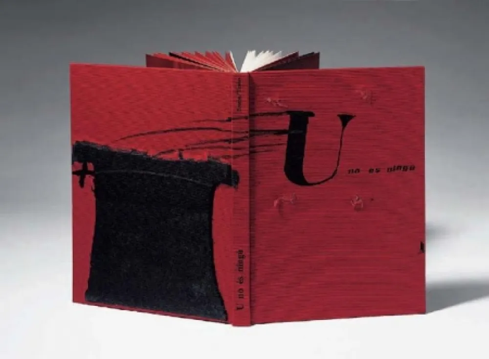 挿絵入り本 Tàpies - U no es Ningú